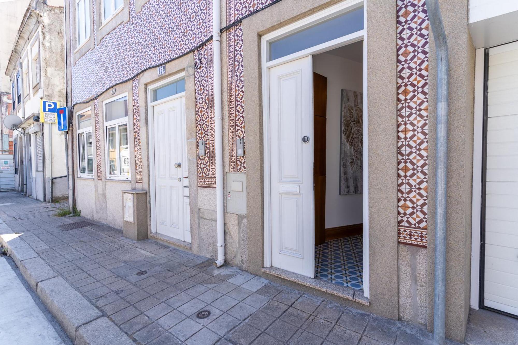 Cozy Nest Hostel Porto Exteriér fotografie