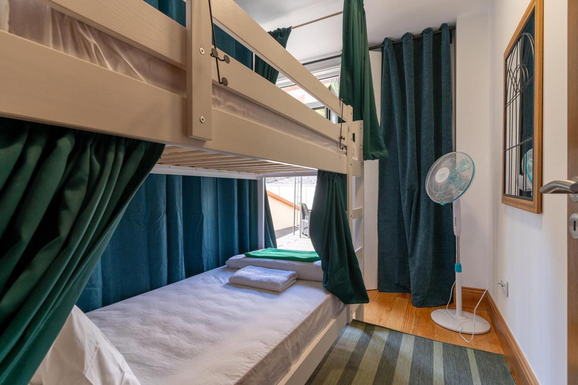 Cozy Nest Hostel Porto Exteriér fotografie